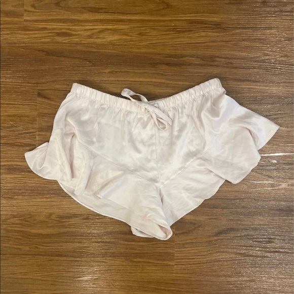 Victoria’s Secret Satin Ruffle Shorts in Light Pink - Picture 4 of 4